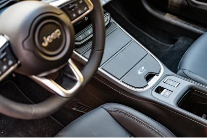 Jeep Avenger BEV 156Ps